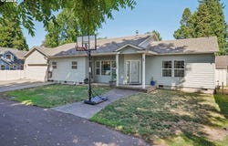 724 LOST LN, Keizer, OR 97303