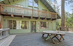 8028 Woodpecker Way, Yosemite, CA 95389
