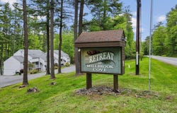110 Waterview Lane, Greentown, PA 18426