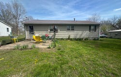 620  East Prairie, Brookfield, MO 64628