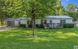 1101 E Avenue A, Hooks, TX 75561