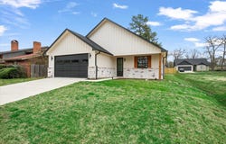911 Augusta Drive, Lufkin, TX 75901