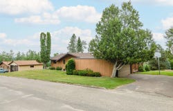 222 N 10th, Iron River, MI 49935
