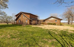 1222 E 110th, Belle Plaine, KS 67013