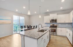 6421 SE 22ND St, Gresham, OR 97080
