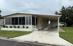 24 Peach Ave, Bradenton, FL 34207