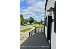 600 E Cavanaugh Road, Lansing, MI 48910