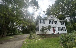 433 Simsbury Road, Bloomfield, CT 06002