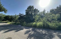 235-237,214 Pine Ln, Cottonwood Shores, TX 78657