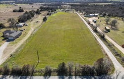 738 Orchard Road, Bowie, TX 76230