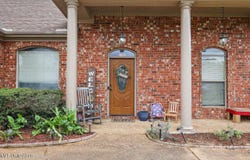 107 Carriage Lane, Florence, MS 39073