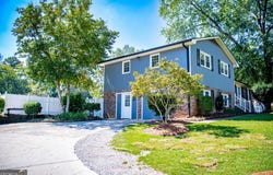 105 Kathy Lane, Carrollton, GA 30117