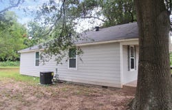 Earle, AR 72331