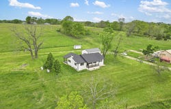 11276 Co Road A-408, Ava, MO 65608