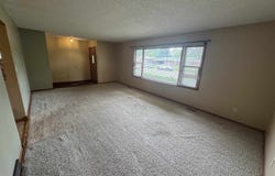 828 Eastgate Dr., Vermillion, SD 57069