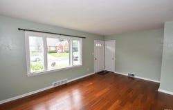 302 W MELBOURNE Avenue, Peoria, IL 61604