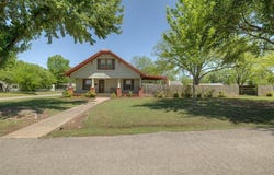 613 N Wineblood Street, Checotah, OK 74426
