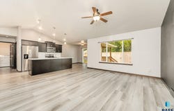 48 N 6th St, Baltic, SD 57003-2047