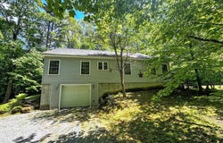 358 Birch Grove, Arlington, VT 05250