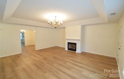 542 Queen Brogan Court, Gastonia, NC 28054