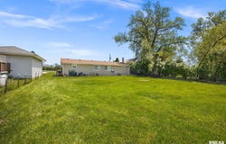106 ERNEST Street, Washington, IL 61571