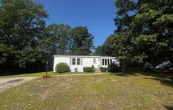 34 Valley Road, Wells, ME 04090