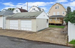 1076 Cottage Avenue, Scranton, PA 18508