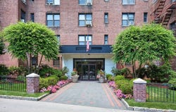 77 Bronx River Road, Yonkers, NY 10704