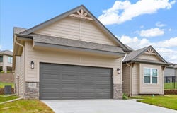 1742 BLACKTHORN Street, COUNCIL BLUFFS, IA 51503