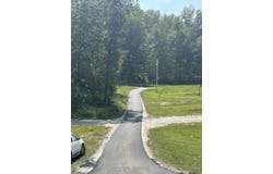 69 Yellowstone Drive, East Bernstadt, KY 40729