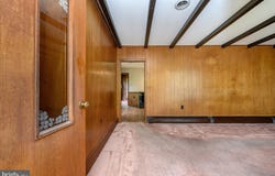 861 CENTERTON ROAD, MOUNT LAUREL, NJ 08054