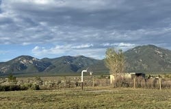 194 Valencia Road, El Prado, NM 87529