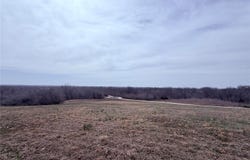 7 Golden Eagle Dr, Golden Eagle, IL 62036