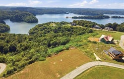 26 Blue Gill Ln, Hilham, TN 38568