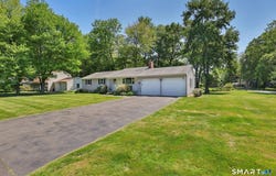 36 Redcoat Lane, Farmington, CT 06085