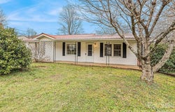 1124 Skyland Drive, Sylva, NC 28779