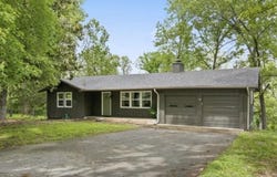 133 Robinhood Drive, Cassville, MO 65625