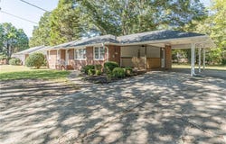 264 E Broad Street, Winder, GA 30680