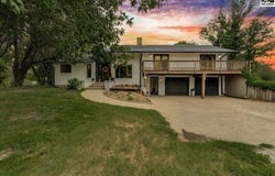 714 S Willison Rd, Hutchinson, KS 67501