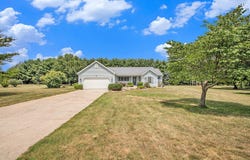 3835 Gateway Lane, Niles, MI 49120
