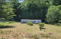 8658 Hwy 421 S, Trade, TN 37691