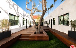 1325 Cabrillo Ave, Venice, CA 90291