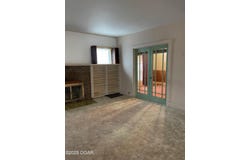 104 N High Street, Neosho, MO 64850