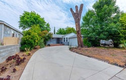 18319 Jovan Street, Tarzana, CA 91335