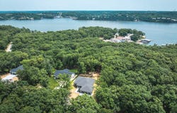 370 Via Appia Dr, Sunrise Beach, MO 65079