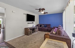 121 STOKES AVENUE, WEST BERLIN, NJ 08091