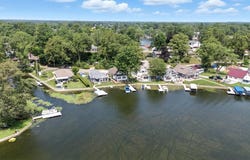 15 Ems B40d Lane, Leesburg, IN 46538-9436
