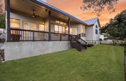 204 TAPATIO DR W, Boerne, TX 78006