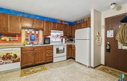 3704 Terry Ave, Sioux Falls, SD 57106