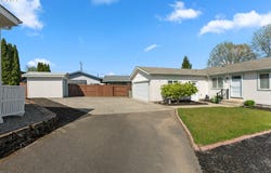 122 KRISTI LEE LN, Roseburg, OR 97471